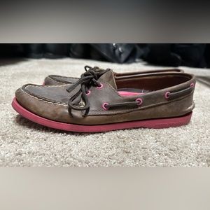 Size 9M Sperry Topsider Leather/Pink